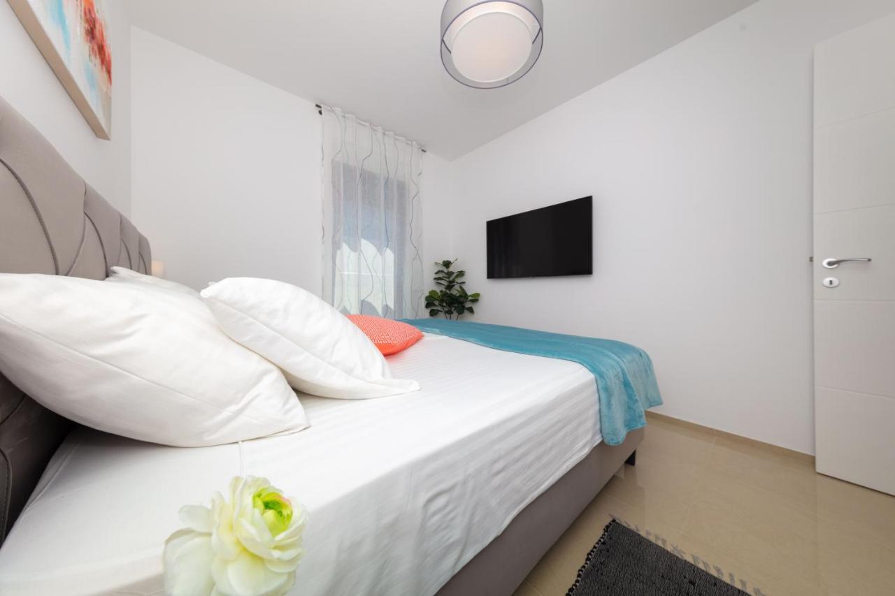 Ferienwohnung Tirkiz Banjole Exterior foto