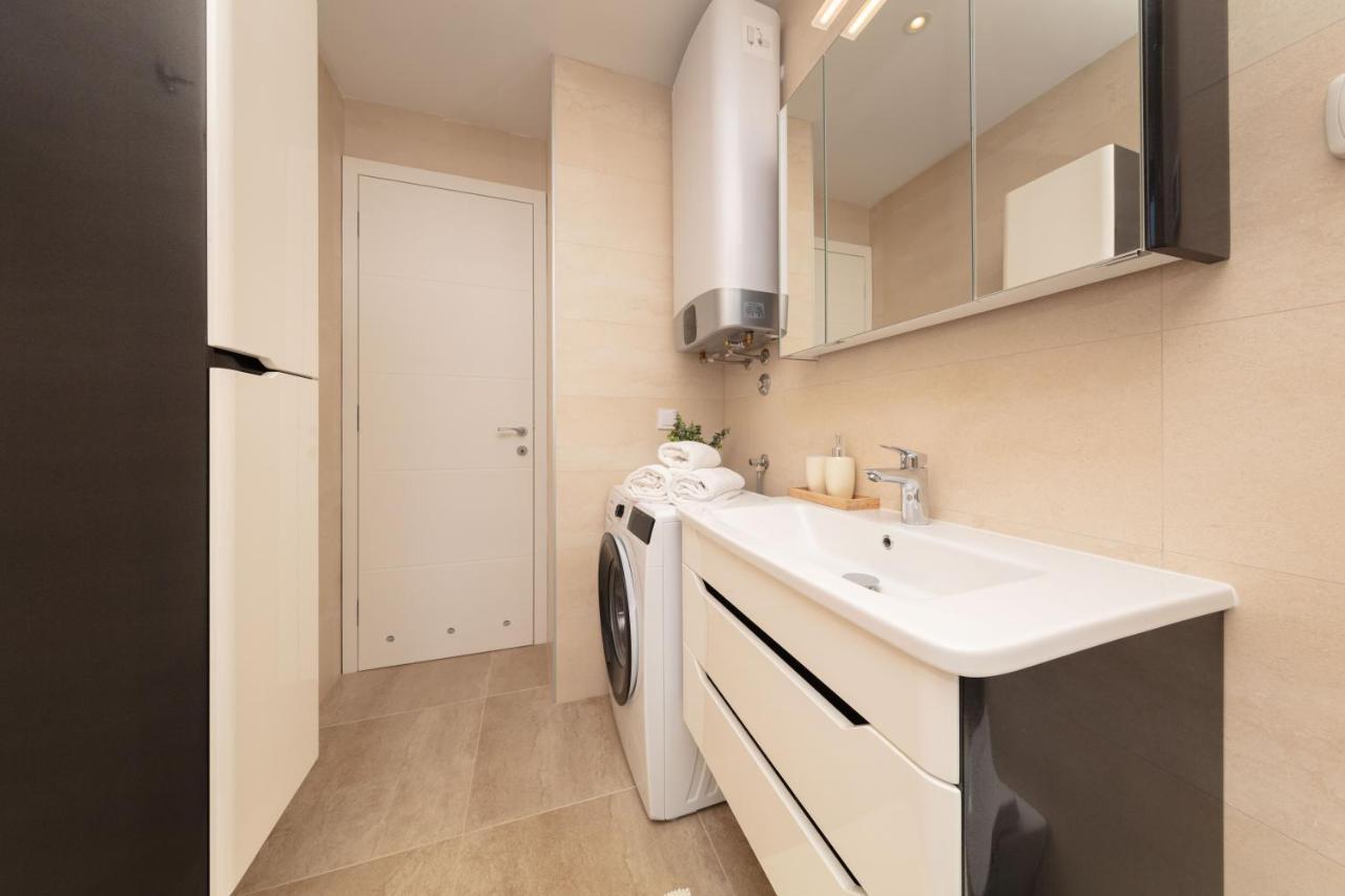Ferienwohnung Tirkiz Banjole Exterior foto
