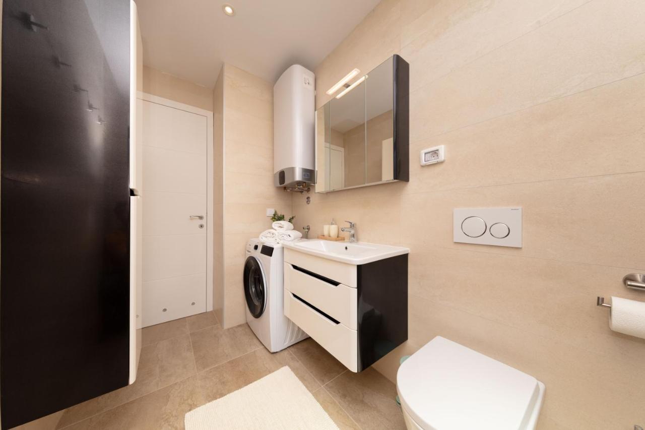 Ferienwohnung Tirkiz Banjole Exterior foto
