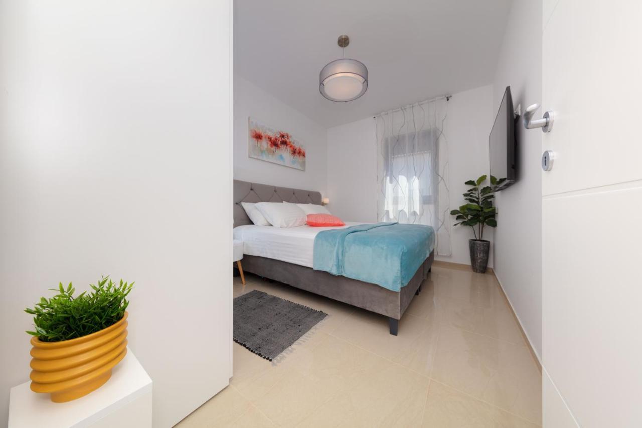 Ferienwohnung Tirkiz Banjole Exterior foto
